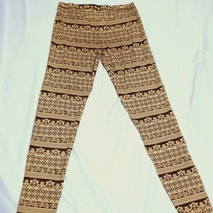 Forever 21 Paisley Print Legging